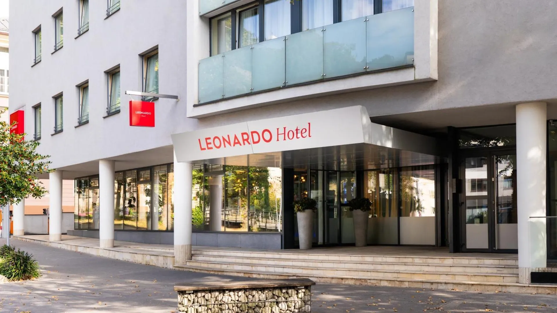 Leonardo Hotel Salzburg City Center