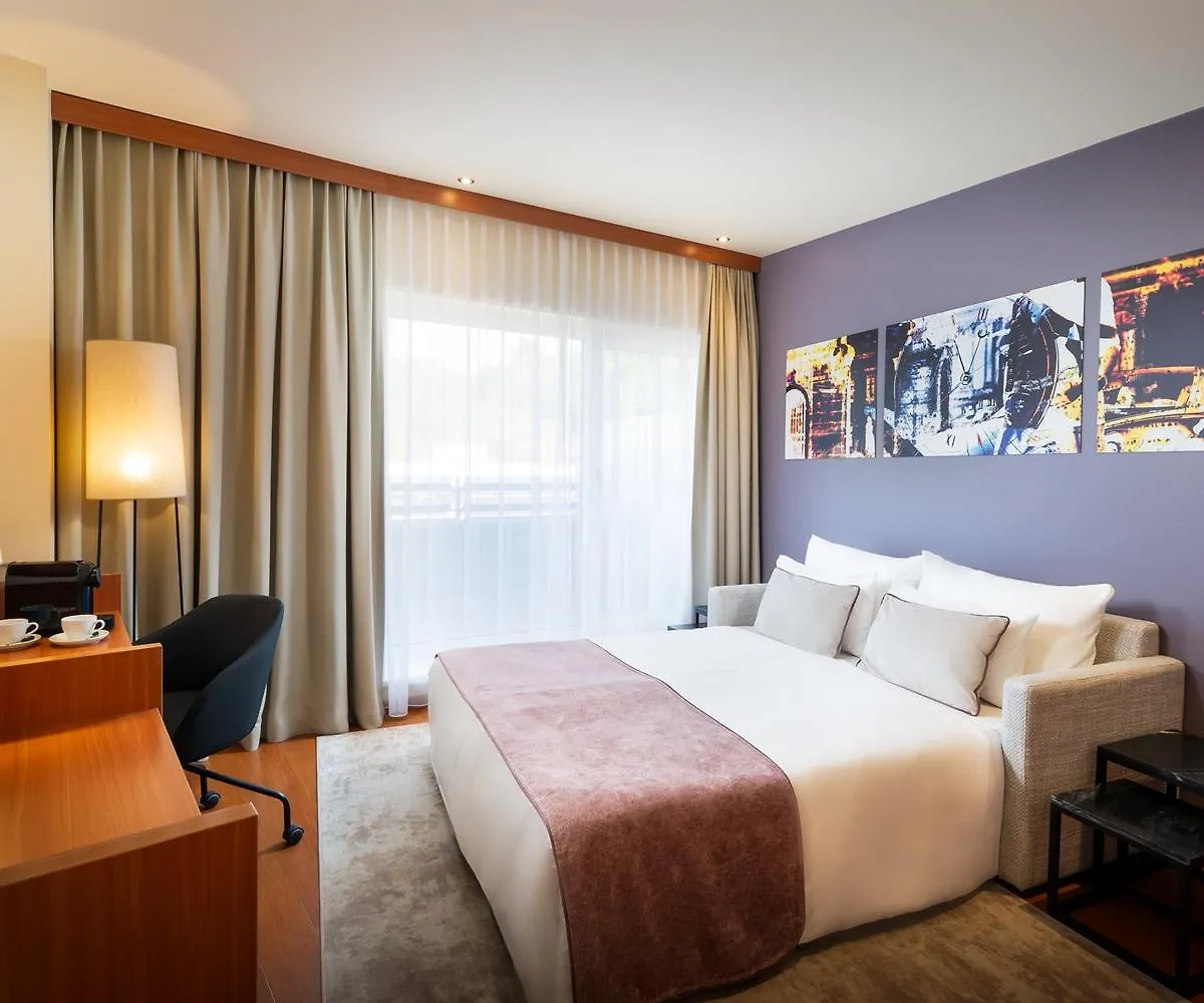 Leonardo Hotel Salzburg City Center 3*,  Austria